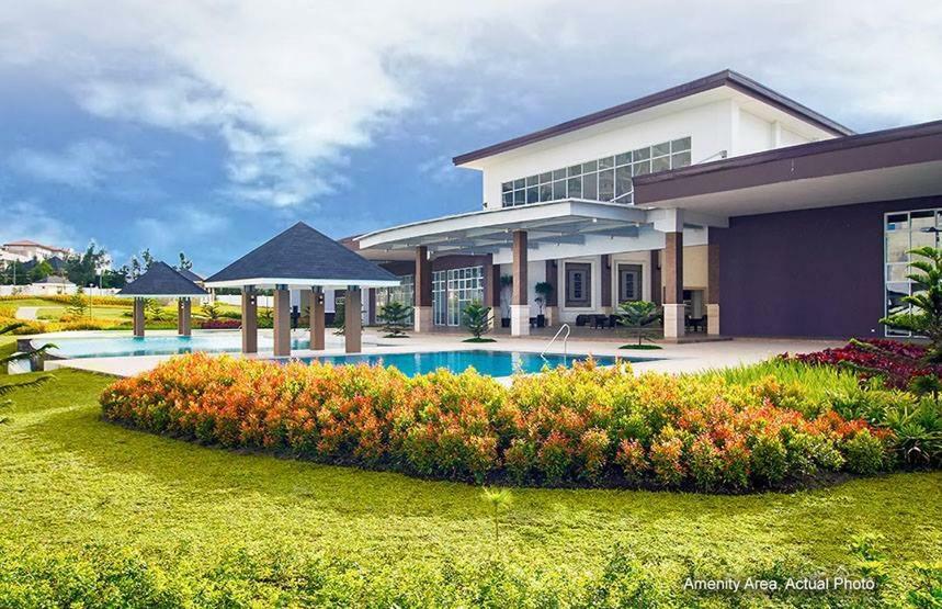 Cozy Staycation Tagaytay At Wind Residences Тагайтай Экстерьер фото